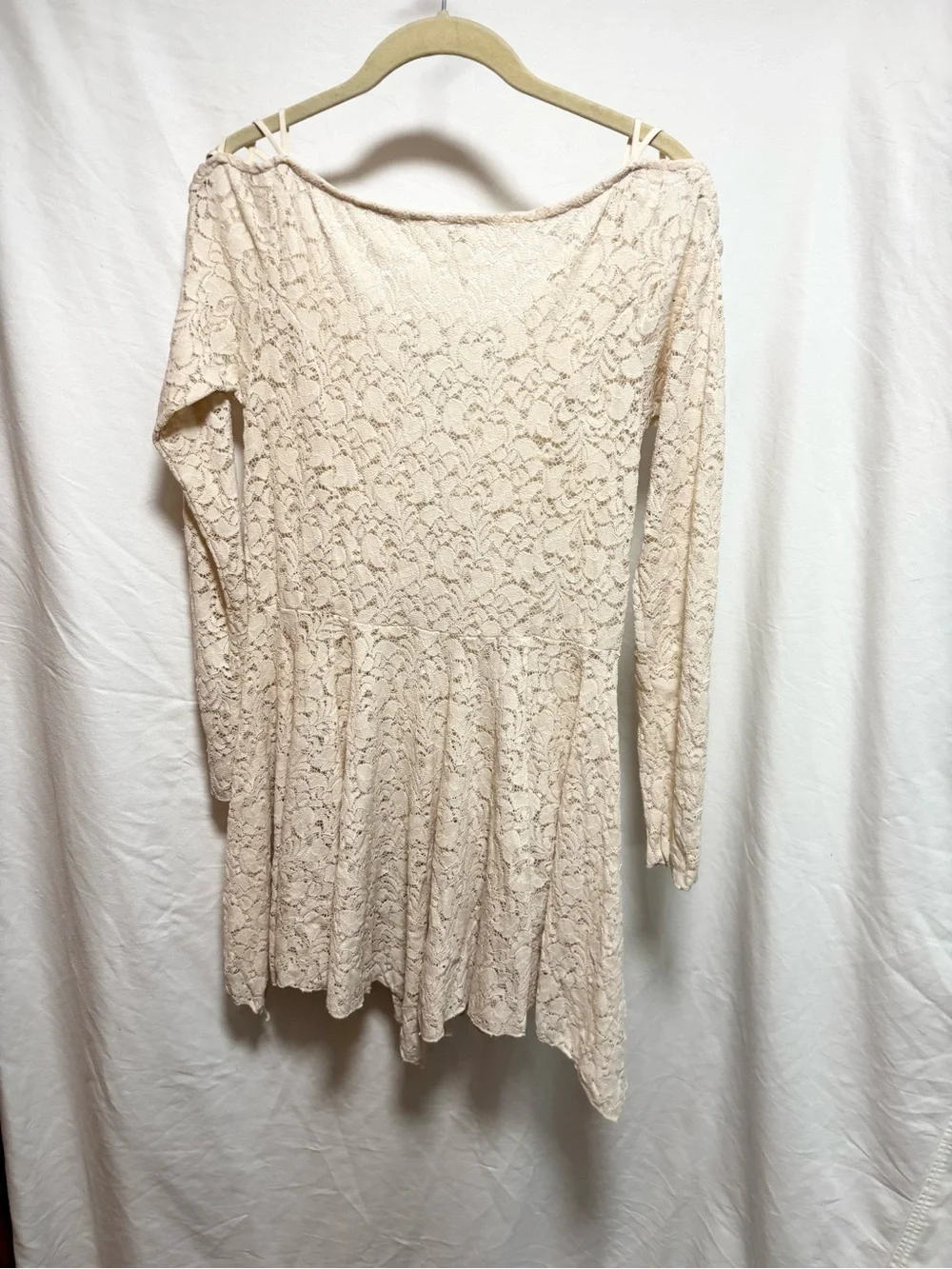 Free People delicate cream
